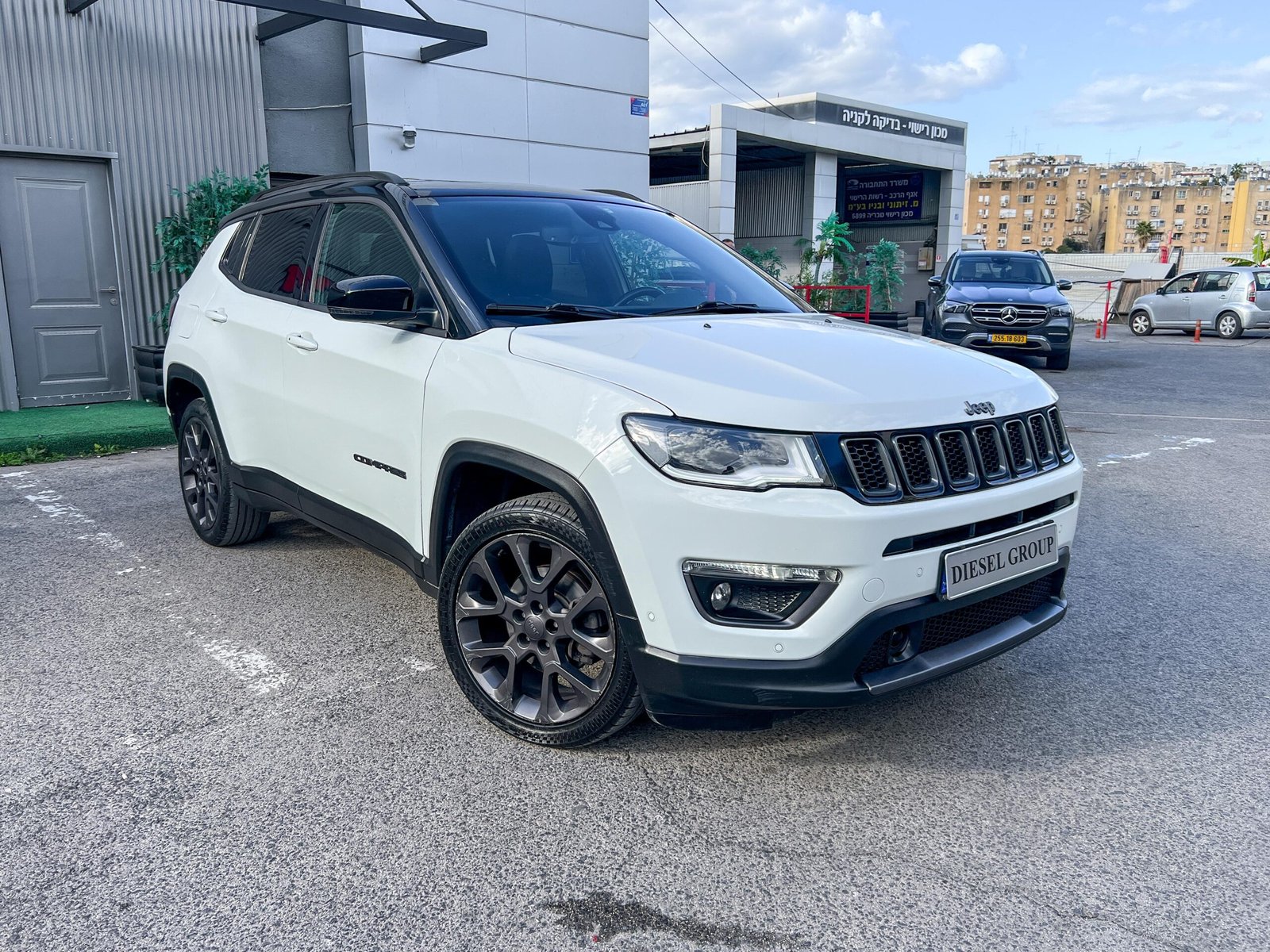 Compass - 2021 – תמונה 4